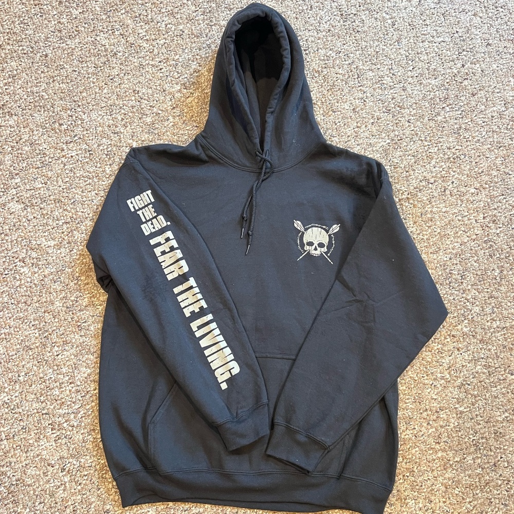 WALKING DEAD Limited Edition Sweatshirt with Darryl's Wings size L- Brand new